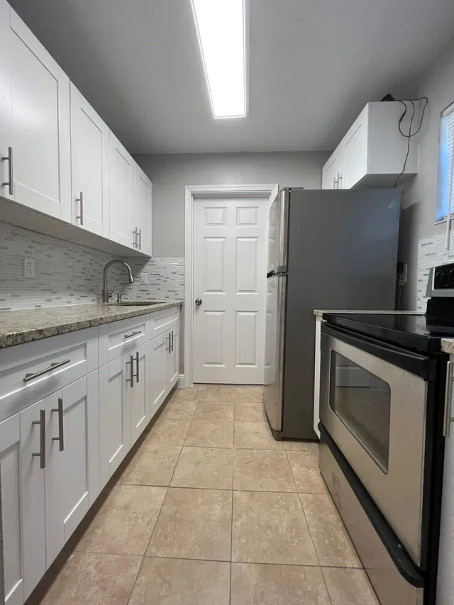  Residence photo 4