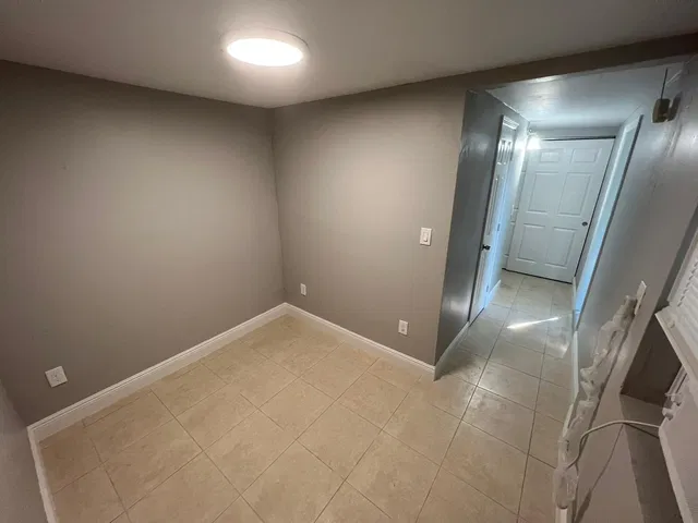  Residence photo 9