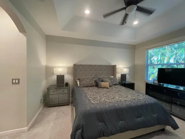 Unit 203 photo 6
