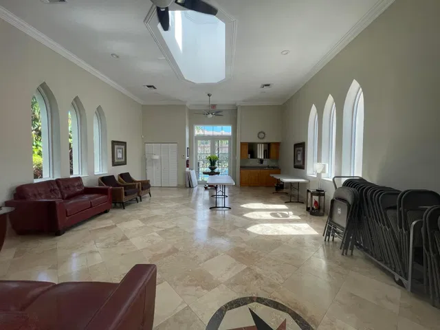 Unit 203 photo 18