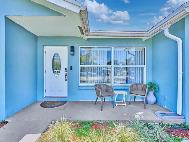 Residence photo 5