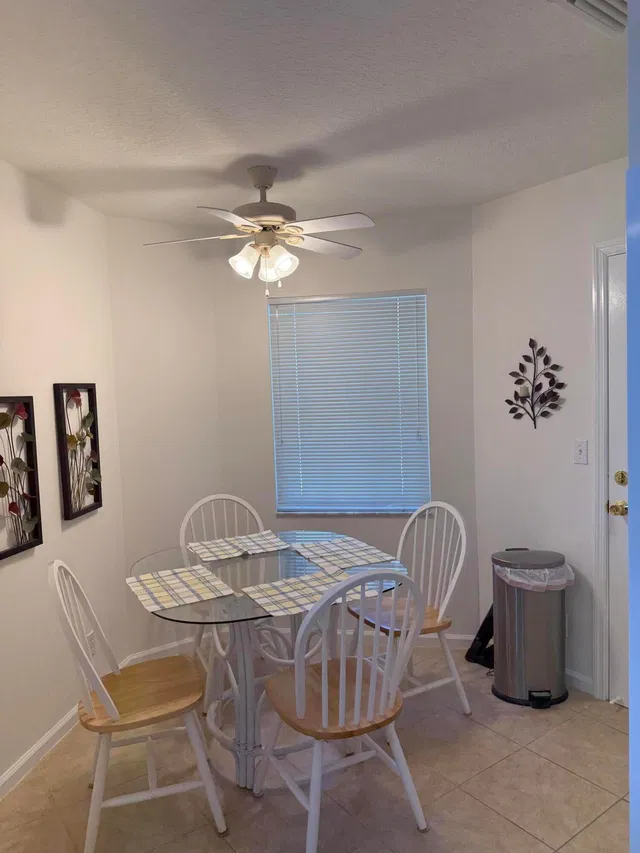 Residence photo 5