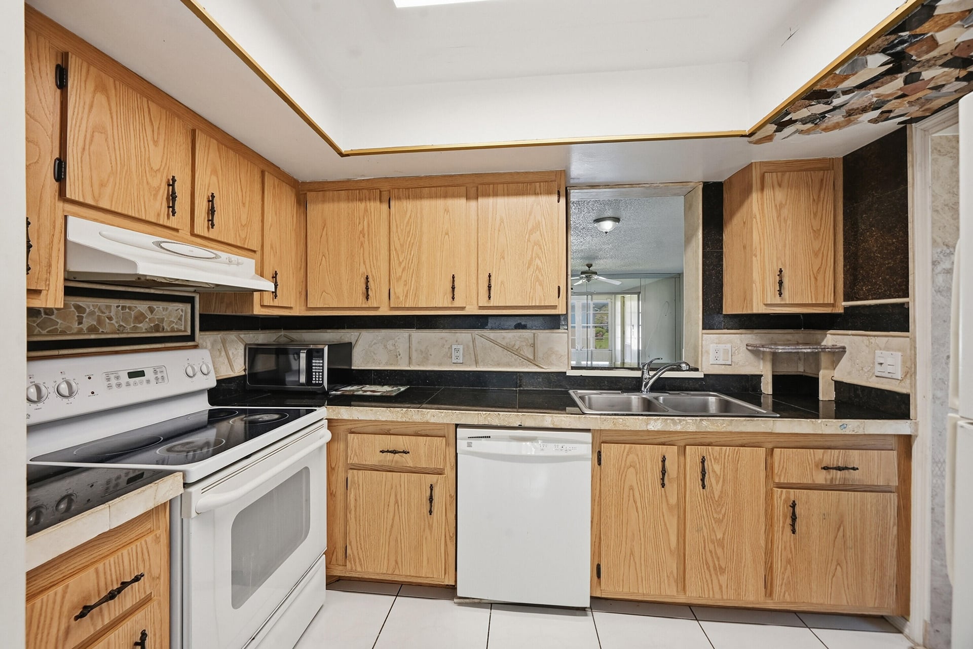 Residence photo 5