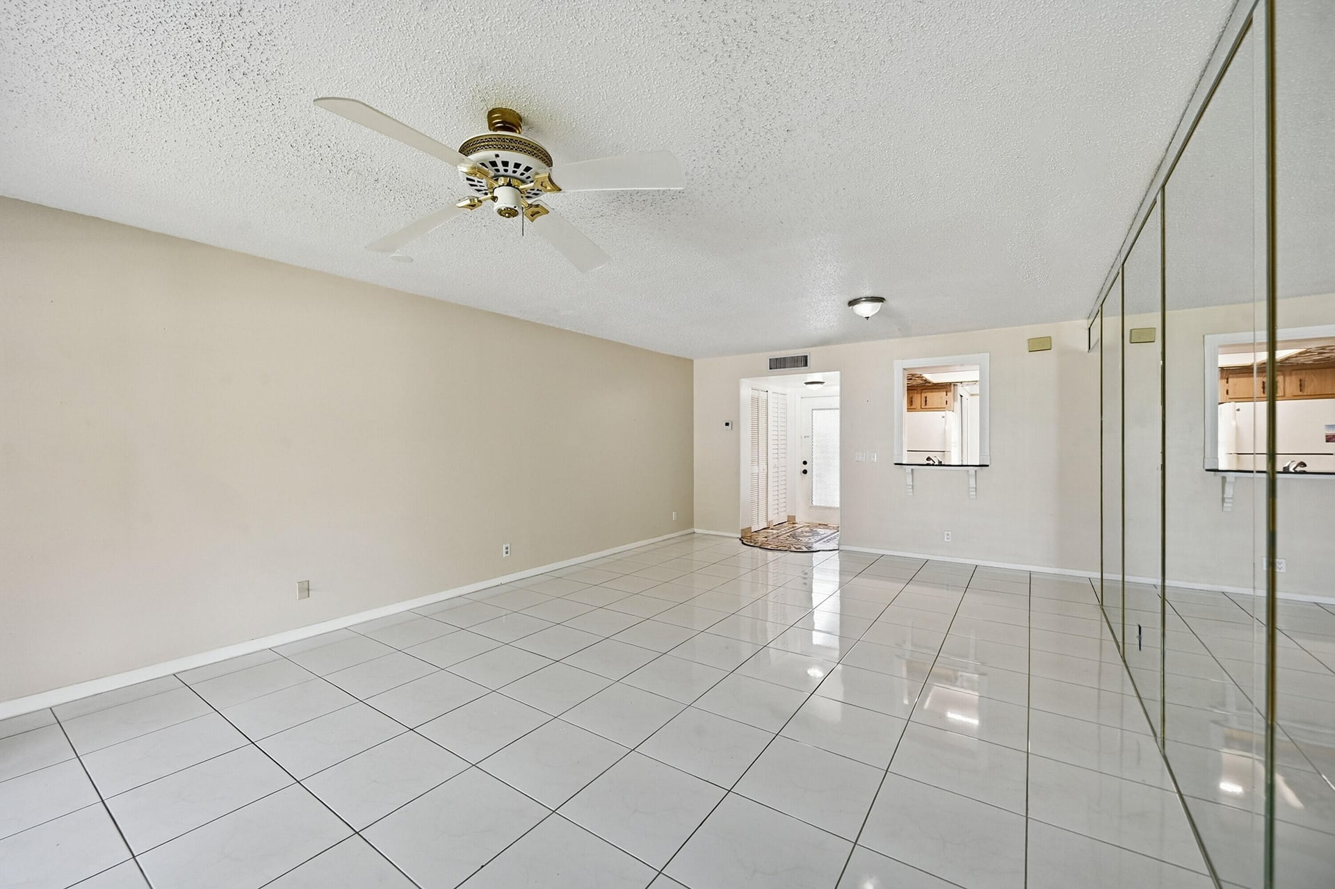 Residence photo 11