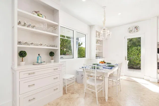 SoSo West Palm Beach Residence photo 9