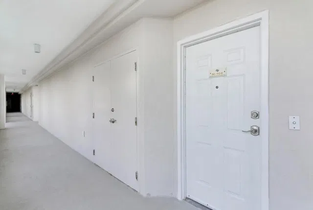 Unit N104 photo 13