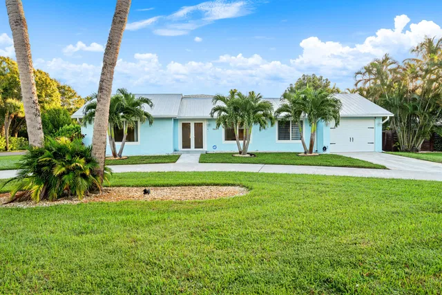 Residence photo 2