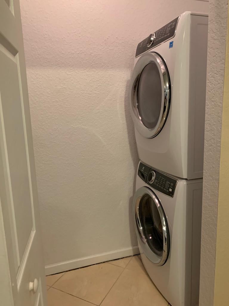  Unit 25 photo 9