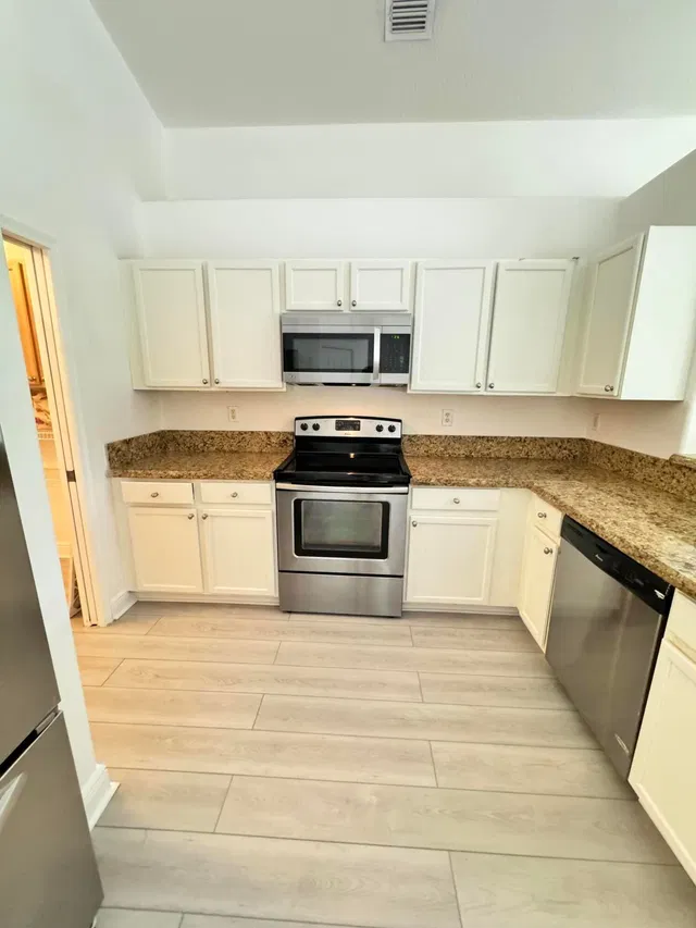Residence photo 41