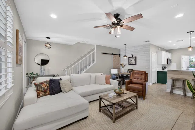Mallory Creek Abacoa Residence photo 10