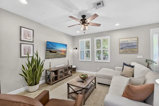 Mallory Creek Abacoa Residence photo 11