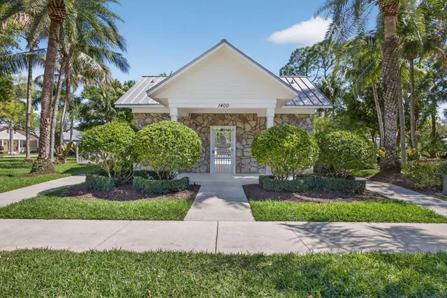 Mallory Creek Abacoa Residence photo 42