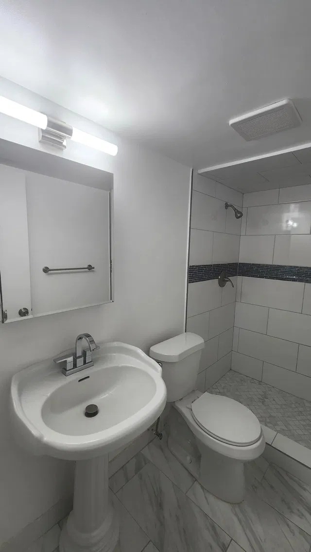 Unit 31c photo 26