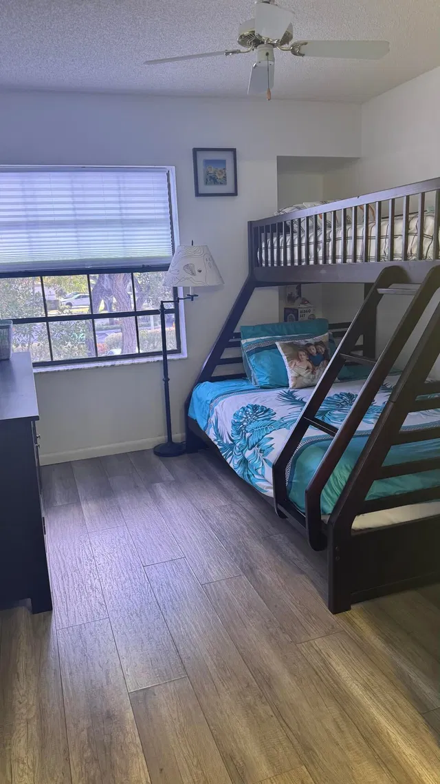  Unit N photo 18
