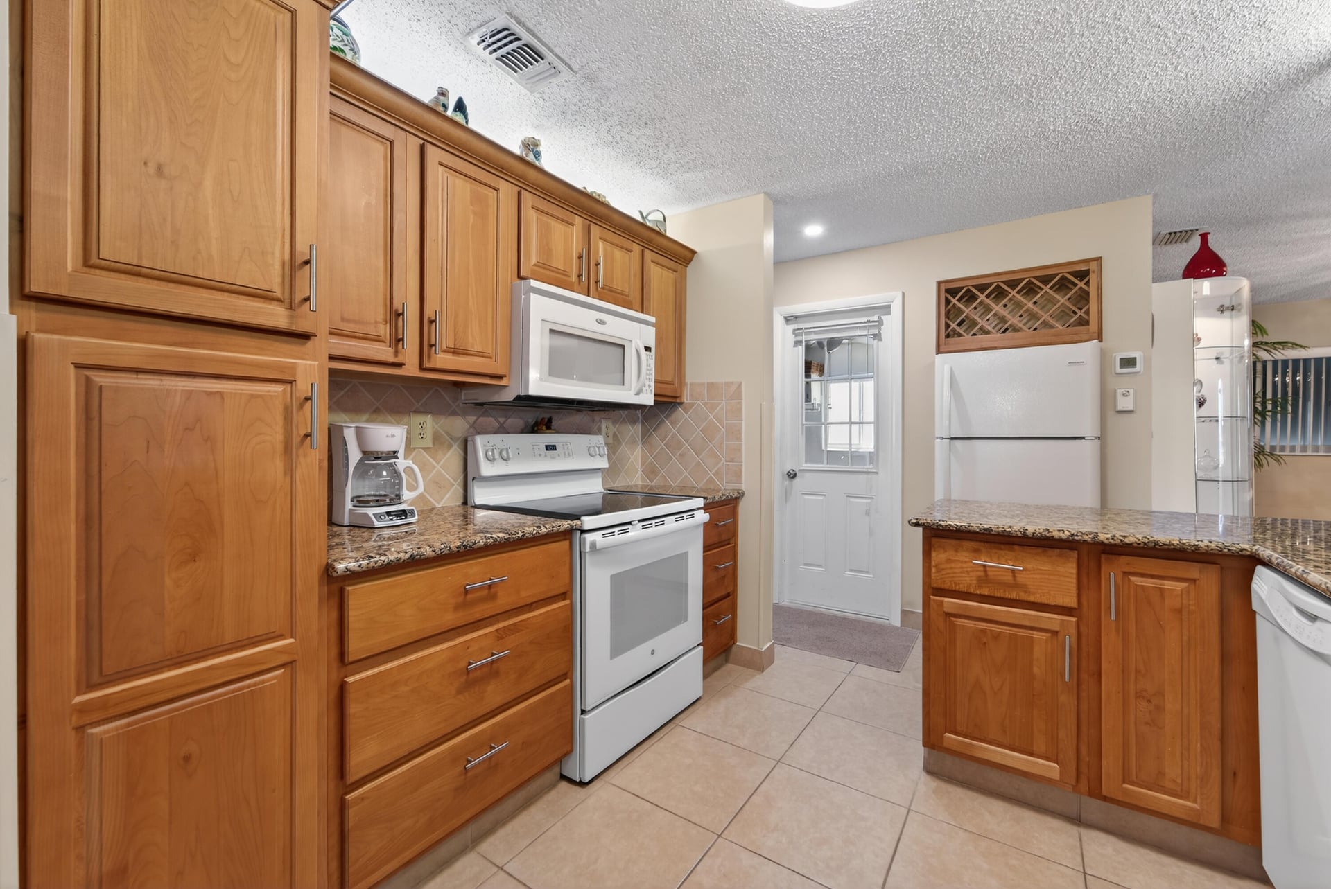 Residence photo 8