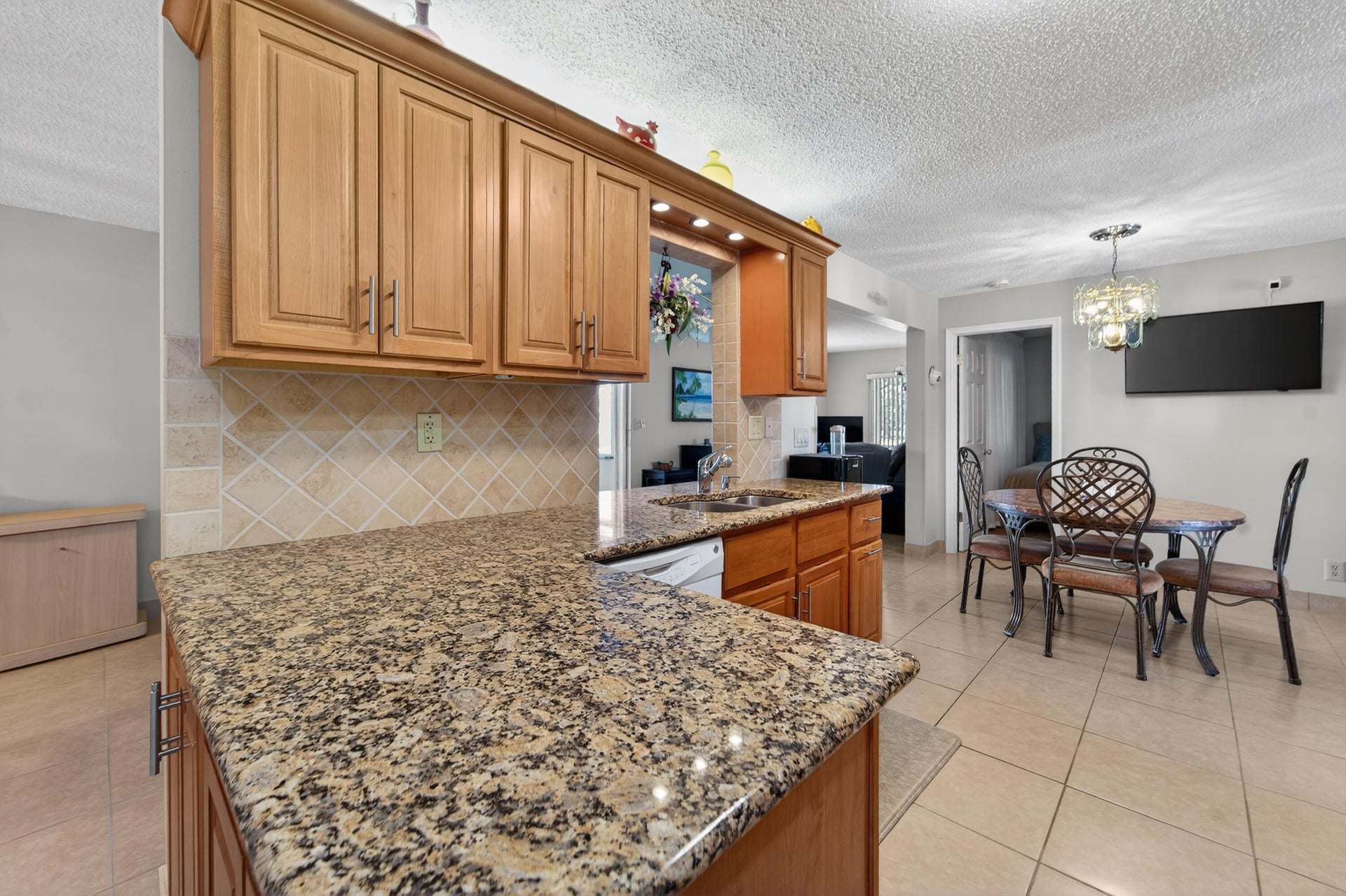 Residence photo 9
