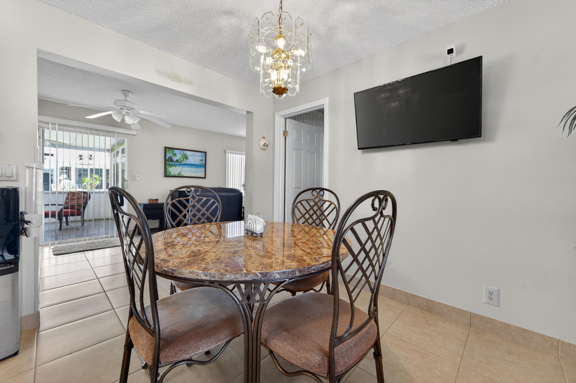 Residence photo 10