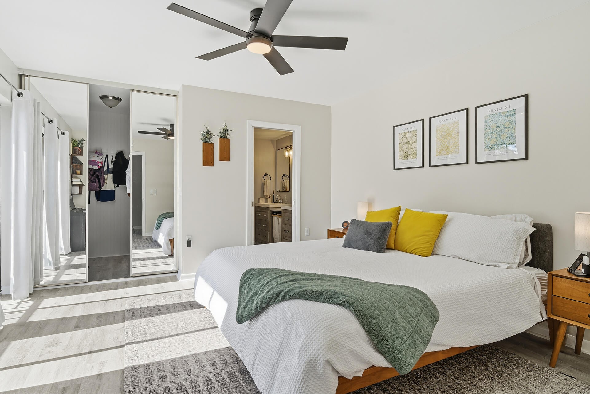 Residence photo 14