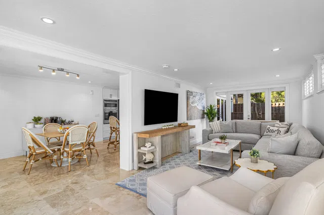 Palm Trail Delray Beach Residence photo 3