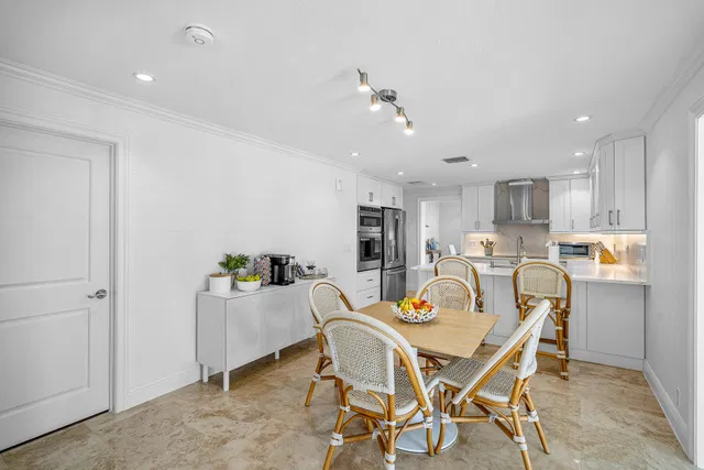 Palm Trail Delray Beach Residence photo 5