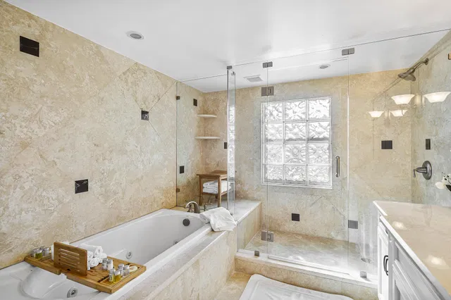 Palm Trail Delray Beach Residence photo 24