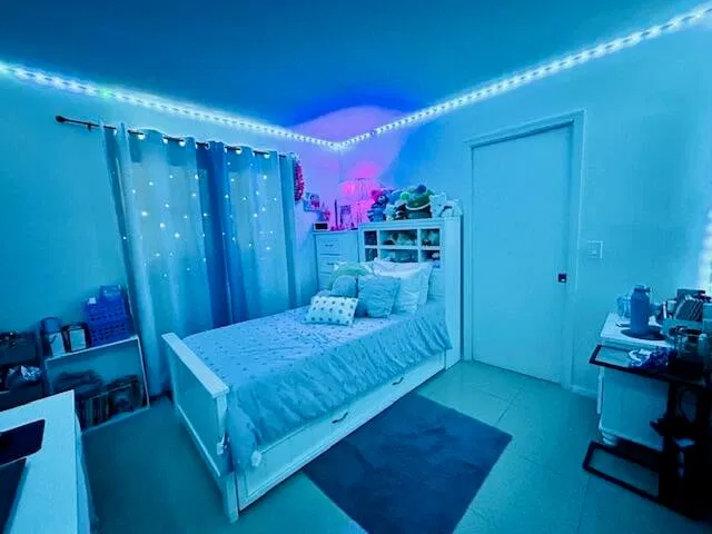 Residence photo 9