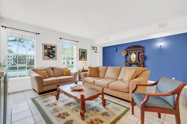 Charleston Court at Abacoa Residence photo 6