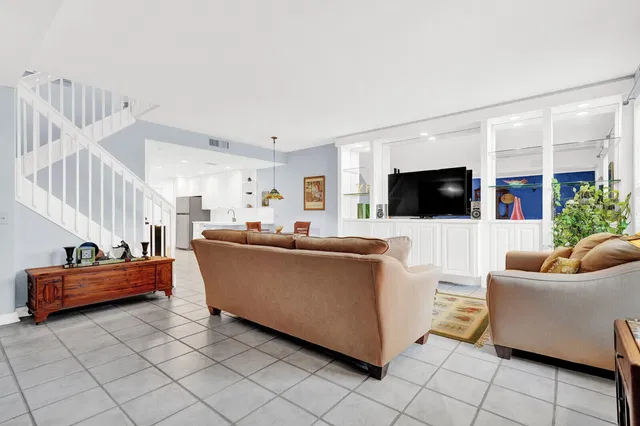 Charleston Court at Abacoa Residence photo 8