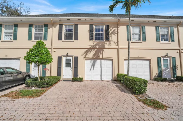 Charleston Court at Abacoa Residence photo 23
