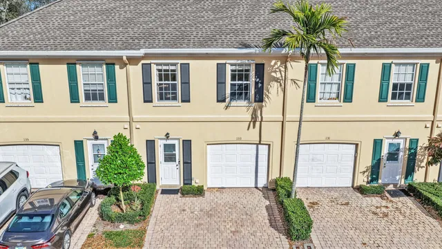 Charleston Court at Abacoa Residence photo 24