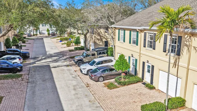 Charleston Court at Abacoa Residence photo 25
