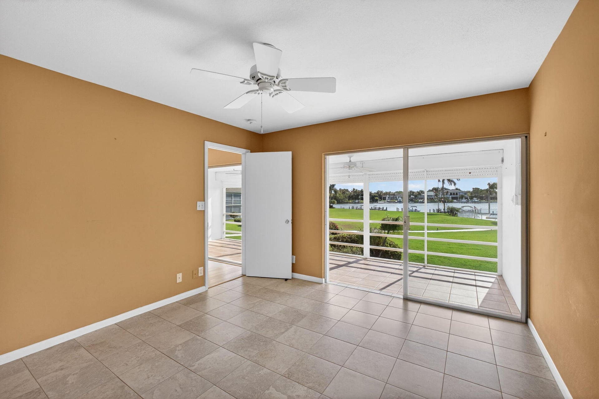  Unit 205 photo 11