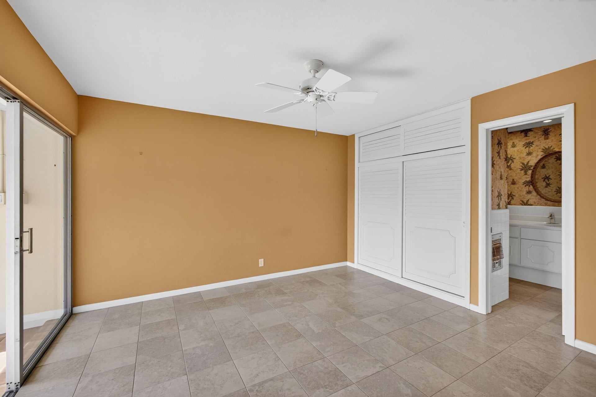  Unit 205 photo 12