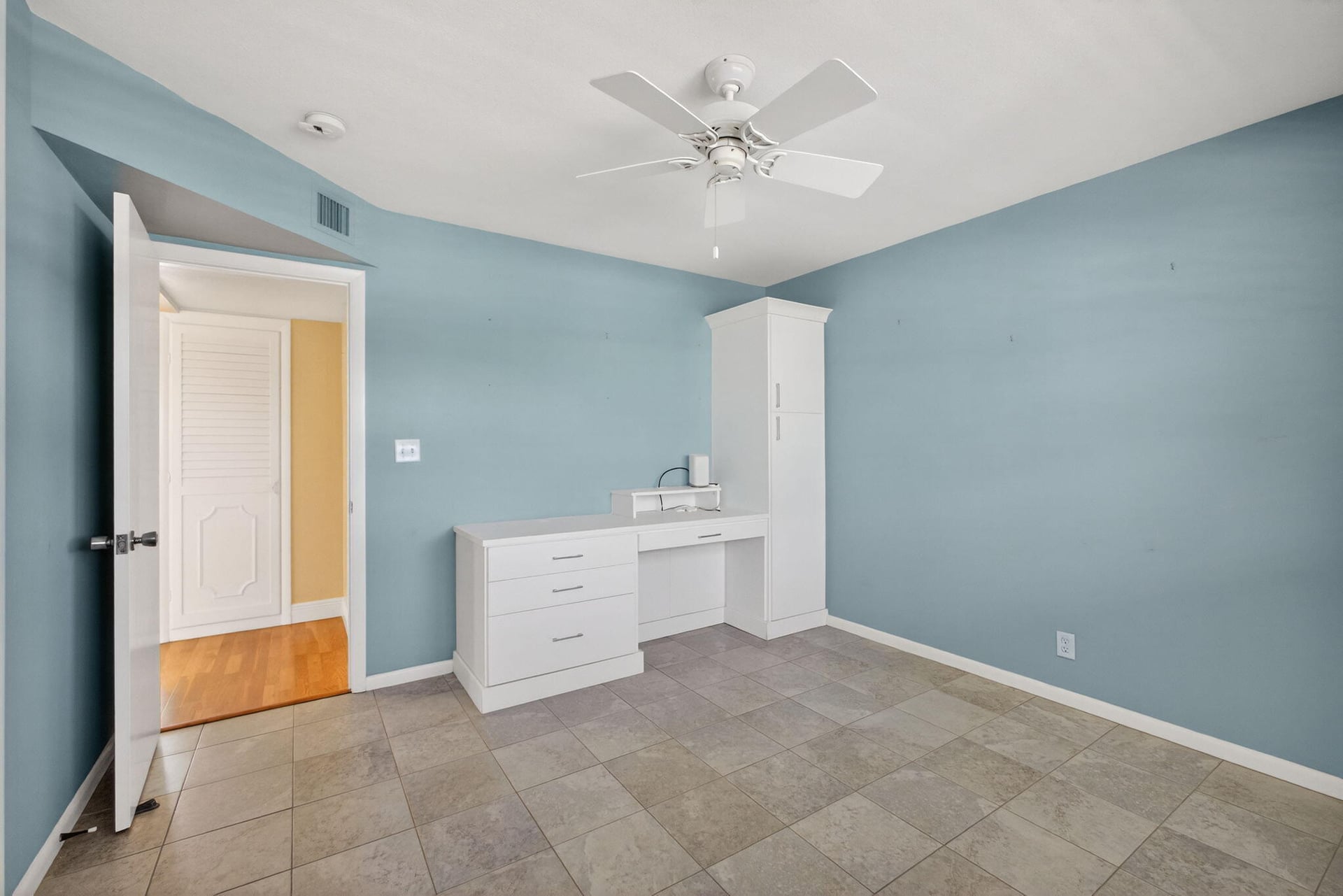  Unit 205 photo 15