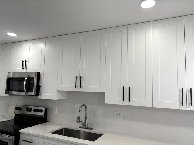 Unit 204 photo 7
