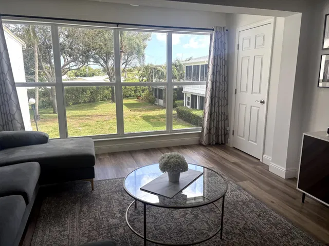 Unit 204 photo 15