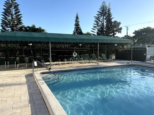 Unit 204 photo 37