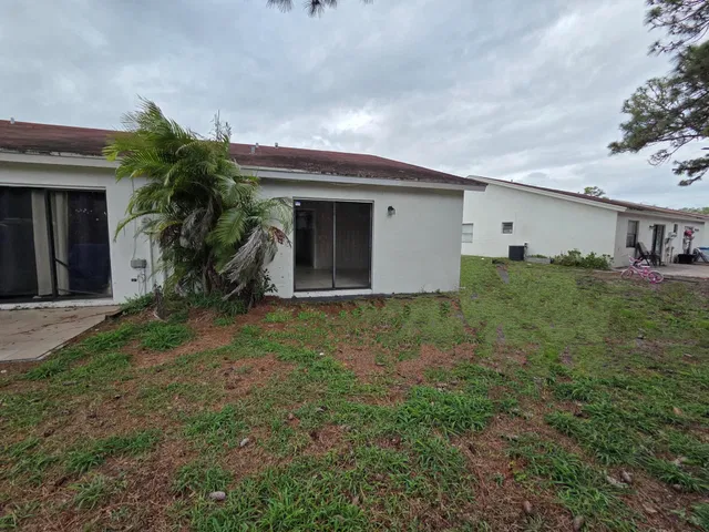 Residence photo 20