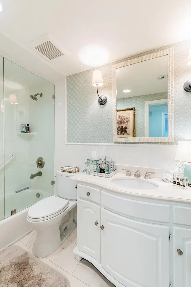 Unit 202 photo 8