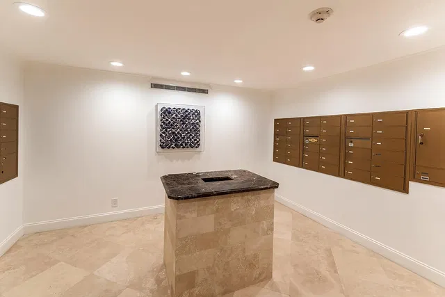 Unit 202 photo 26