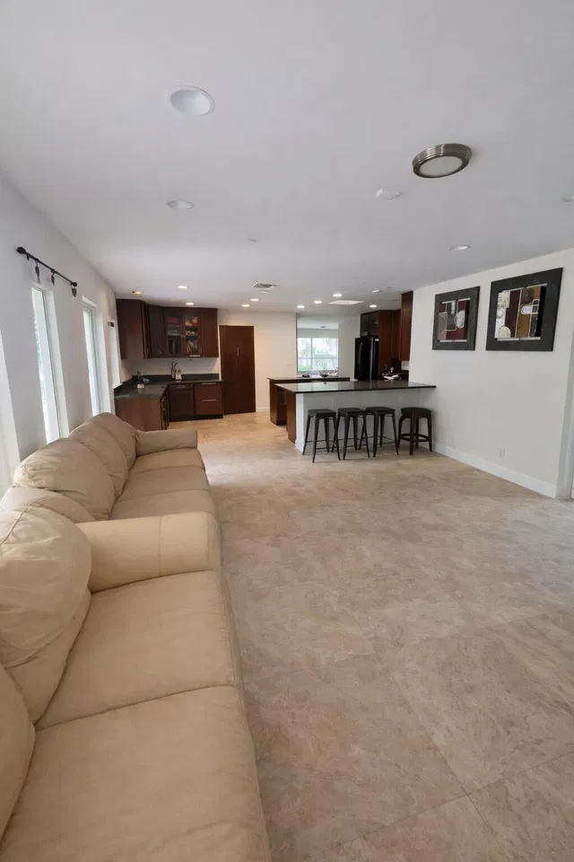 Residence photo 15