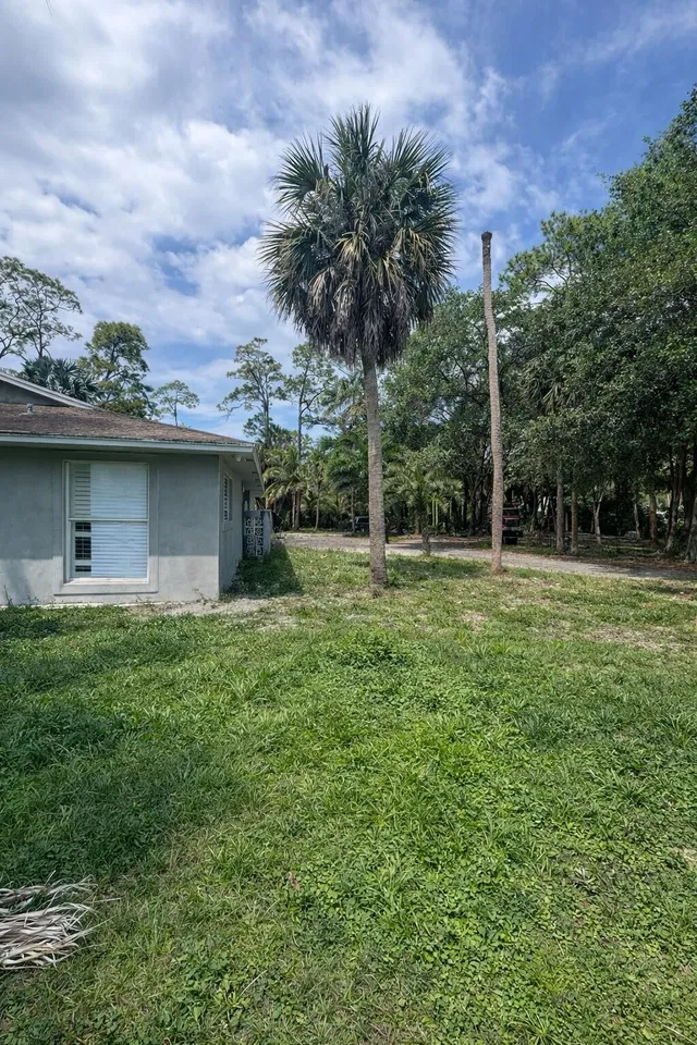 Residence photo 26