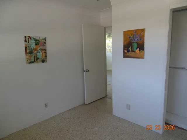 Residence photo 15