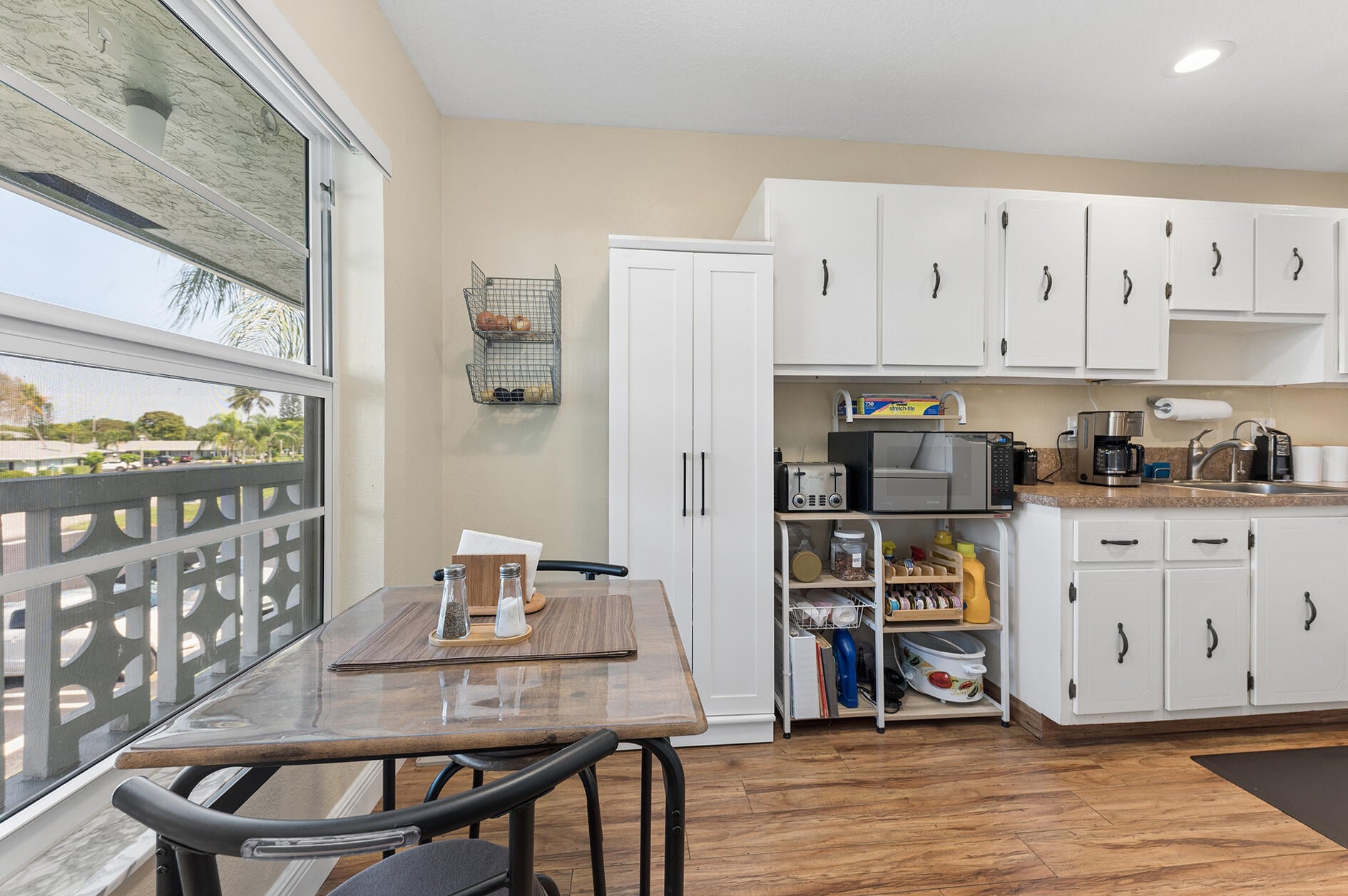 Unit 204 photo 2