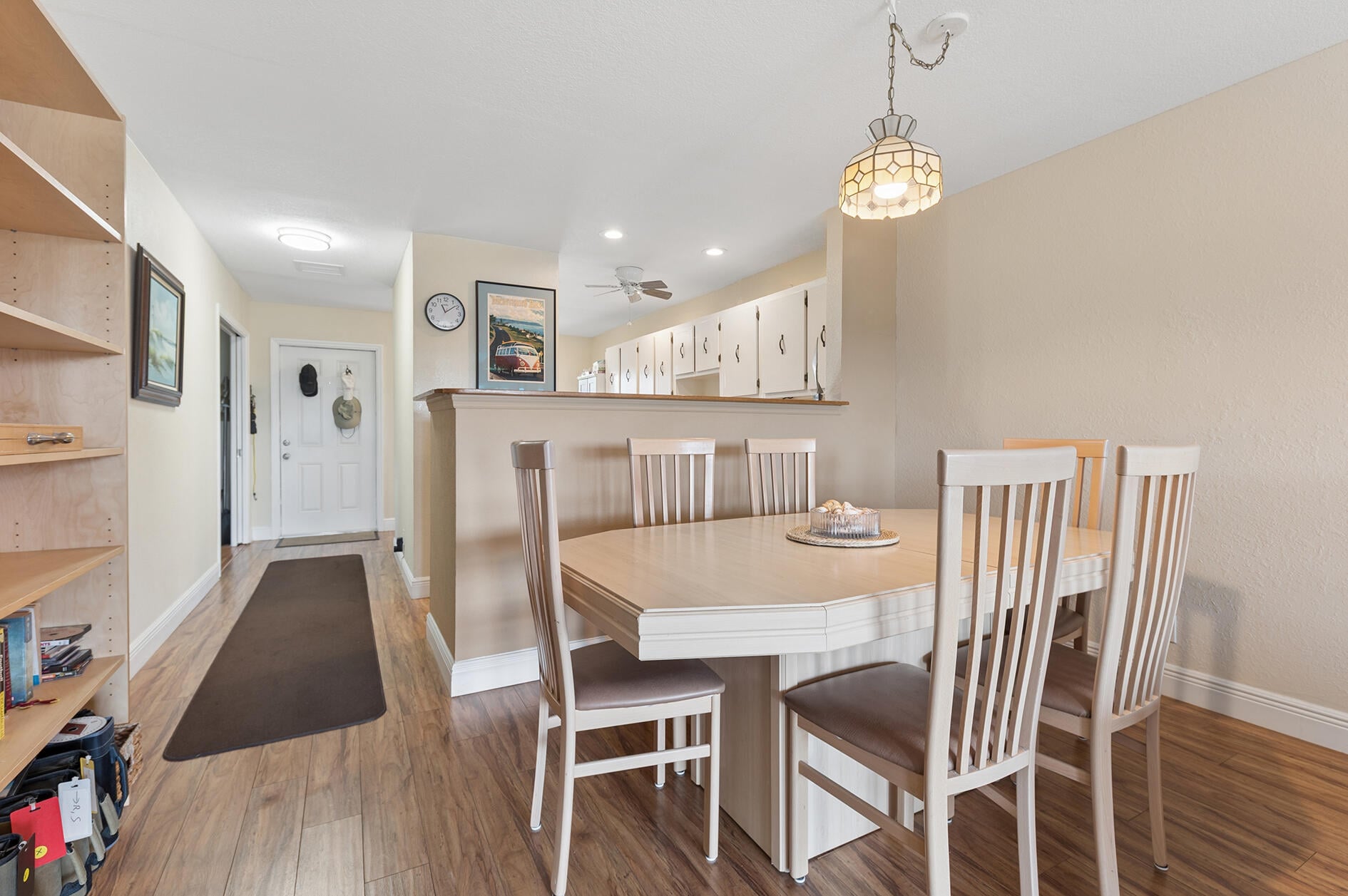 Unit 204 photo 7