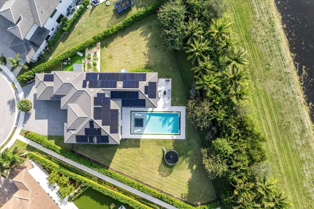 Boca Bridges Residence photo 36
