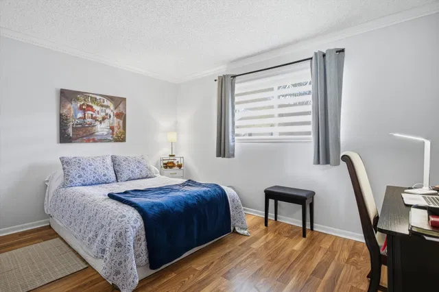 Unit 303 photo 19