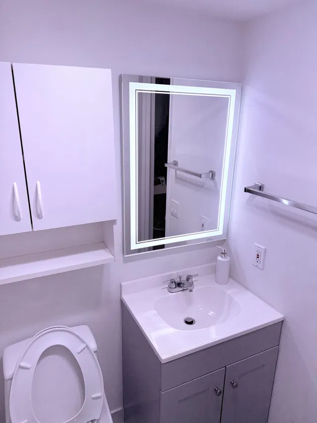 Unit 319 photo 13