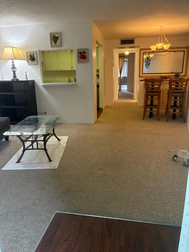 Unit 306 photo 3