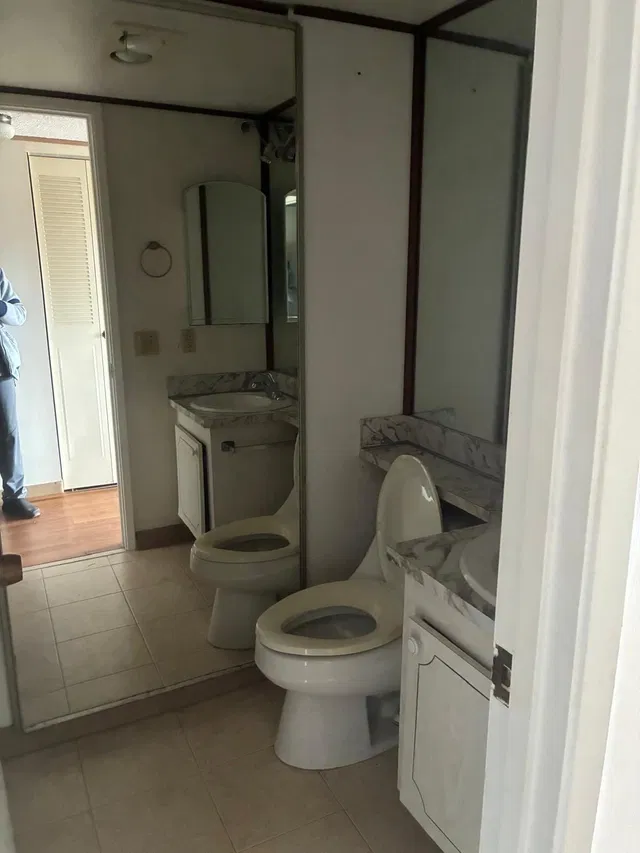 Unit 306 photo 8